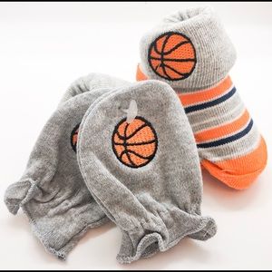 Stepping Stones Socks & Mitts Set